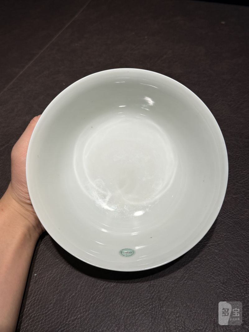 清雍正 粉彩蝶恋花纹碗 - 图9